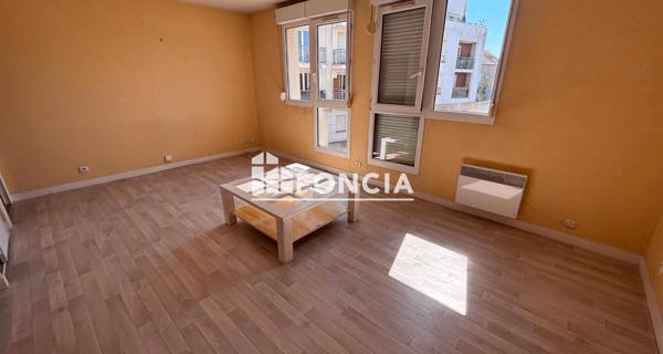 Location Studio 29.17 m² - Mantes-la-ville 78711