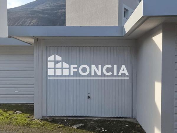 Location Parking 1 m² - 12 RUE DE LA RESIDENCE Vif 38450