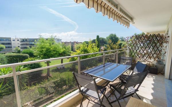 Appartement à louer    3 pièces • 71,35 m2 Mandelieu-la-Napoule