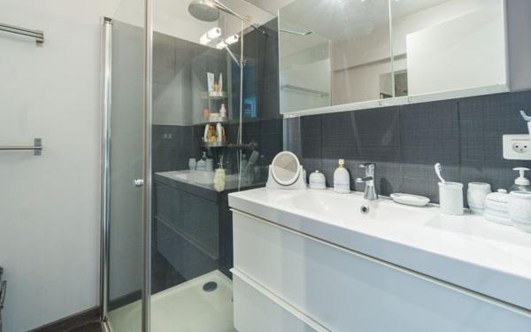 Appartement à louer    3 pièces • 71,35 m2 Mandelieu-la-Napoule