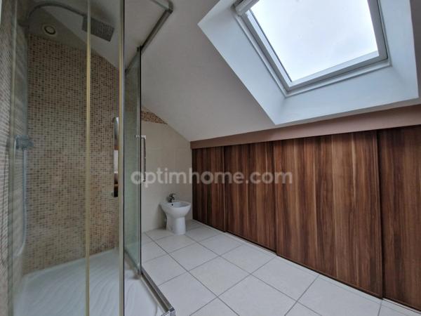 Appartement de 131 m² - 7 pièces - 5 chambres LOCHES (37)