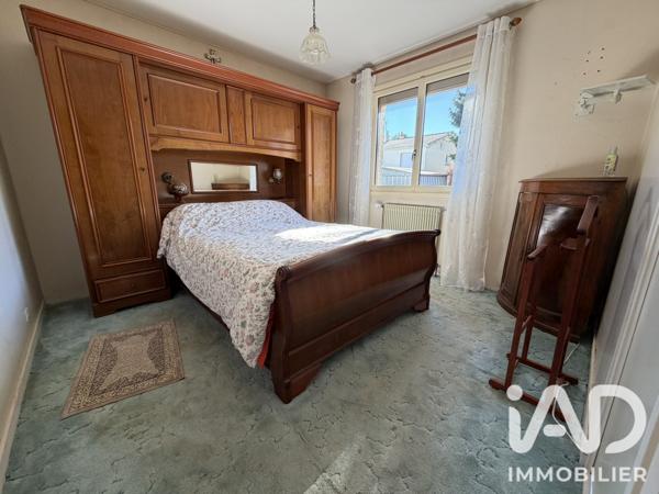 Maison à vendre 4 pièces 99 m² Châtillon-sur-Thouet