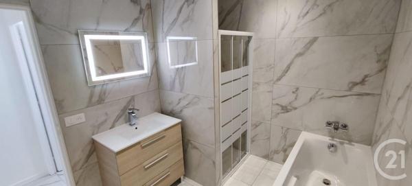 Immeuble à vendre  167 m2 VIGNEUX SUR SEINE - 91