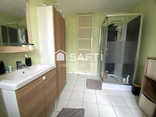 Excellent état général - 3 chambres - Jardin et garage