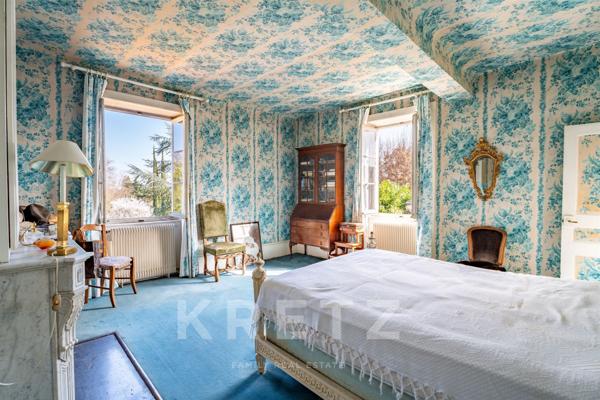 Propriété de caractère – Maison de maître du XIXᵉ siècle au cœur d’un parc arboré de 8000m2