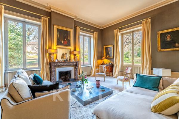 Propriété de caractère – Maison de maître du XIXᵉ siècle au cœur d’un parc arboré de 8000m2