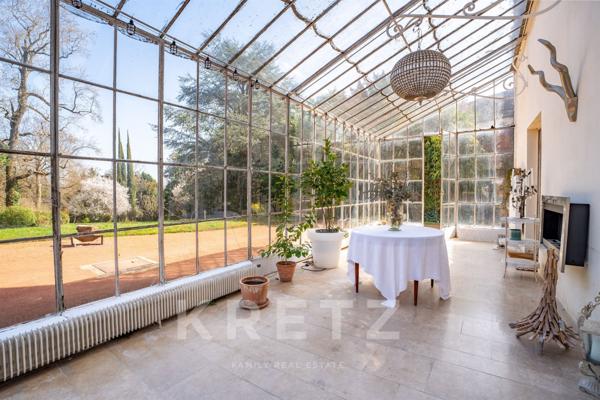 Propriété de caractère – Maison de maître du XIXᵉ siècle au cœur d’un parc arboré de 8000m2