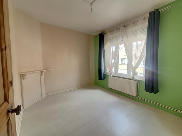 Saint-Omer (62500) Maison de Ville Pleine de Charme 91 m2 avec Jardin et Garage