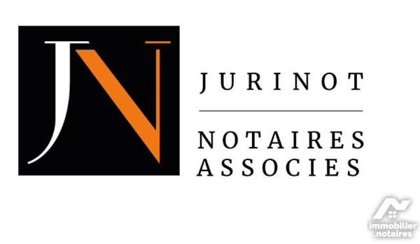 À Corbie lot de 6 garages