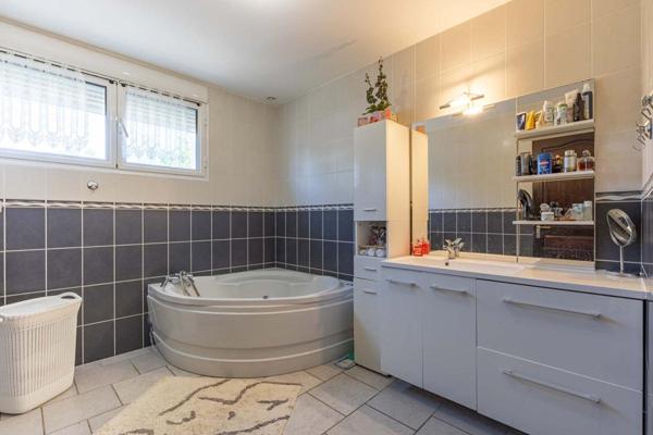Maison Romorantin Lanthenay 6 pièce(s) 127 m2