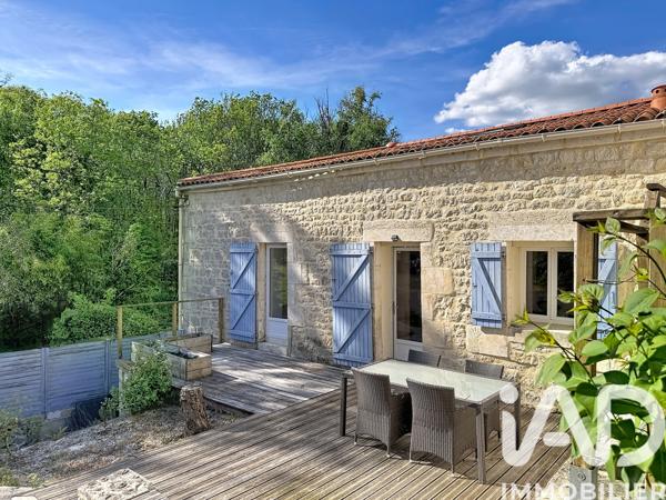 Maison à vendre 4 pièces 101 m² Fontenay-le-Comte