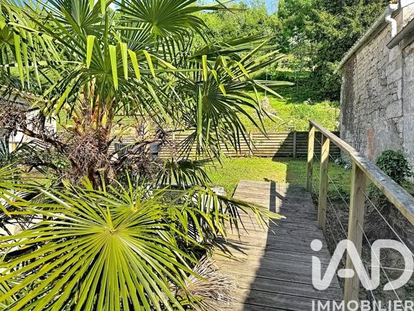 Maison à vendre 4 pièces 101 m² Fontenay-le-Comte