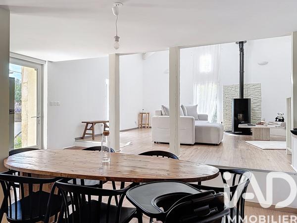 Maison à vendre 4 pièces 101 m² Fontenay-le-Comte