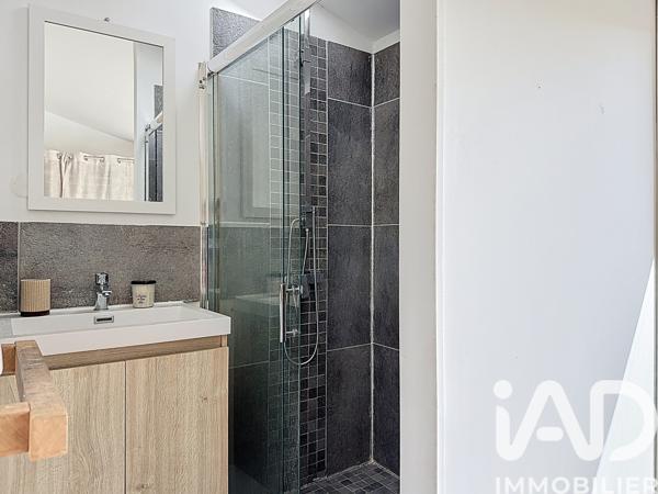 Maison à vendre 4 pièces 101 m² Fontenay-le-Comte