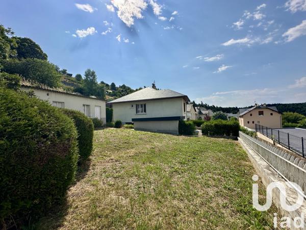 Maison à vendre 8 pièces 211 m² Saint-Alban-sur-Limagnole