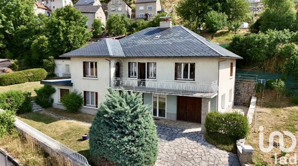 Maison à vendre 8 pièces 211 m² Saint-Alban-sur-Limagnole