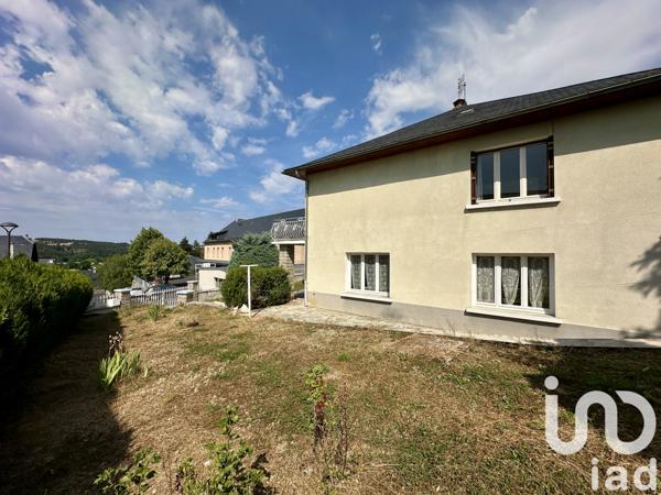 Maison à vendre 8 pièces 211 m² Saint-Alban-sur-Limagnole