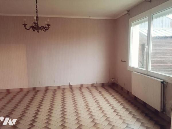 Maison de plain pied avec combles aménageables