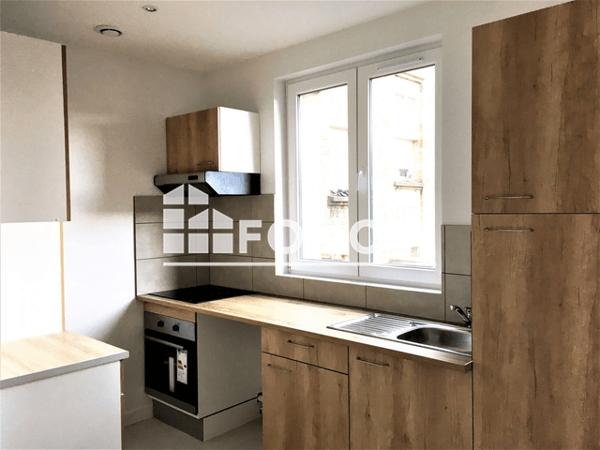 Location Appartement 3 pièces 78.46 m² - 16-18 RUE DU 6 JUIN Flers 61100