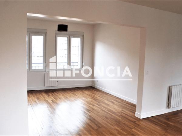 Location Appartement 3 pièces 78.46 m² - 16-18 RUE DU 6 JUIN Flers 61100