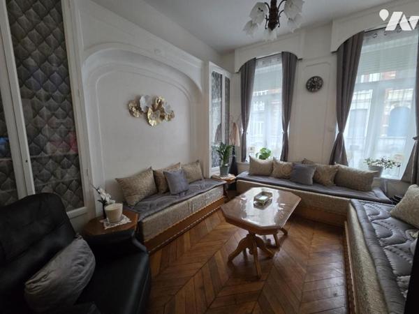 LILLE - WAZEMMES- MAISON D'HABITATION EN TRES BON ETAT DE 185 M2  HAB - COUR - CAVE -