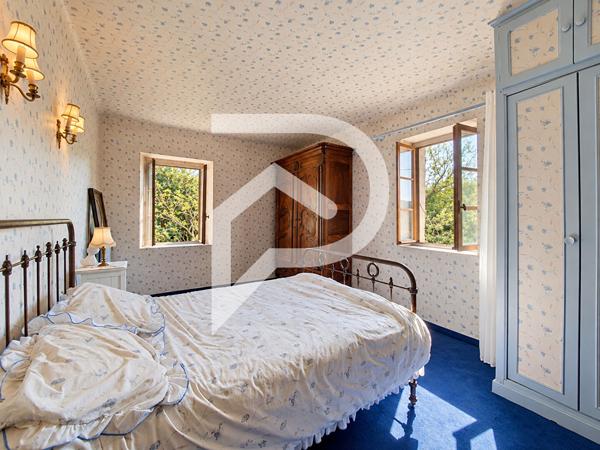 Maison 8 pièces 272 m2