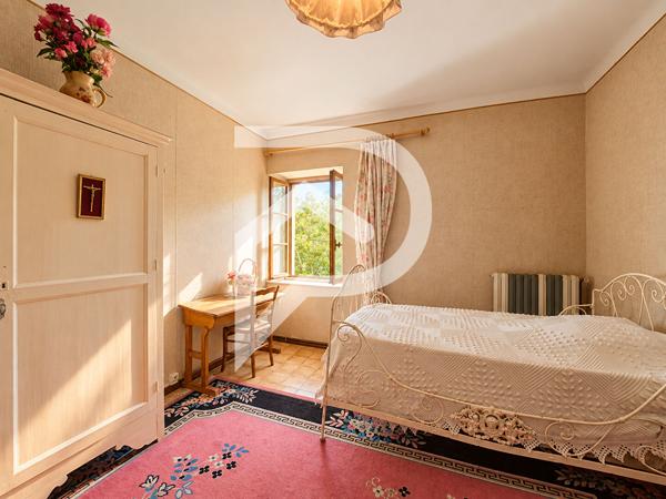 Maison 8 pièces 272 m2