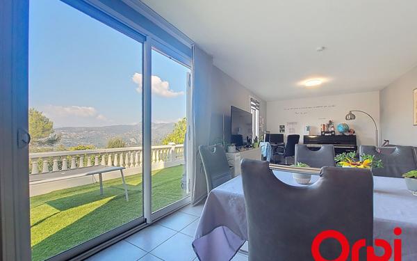 Maison à vendre    4 pièces • 105 m2 La Trinité