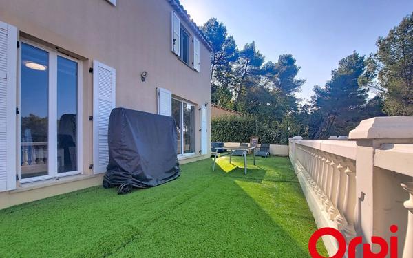 Maison à vendre    4 pièces • 105 m2 La Trinité