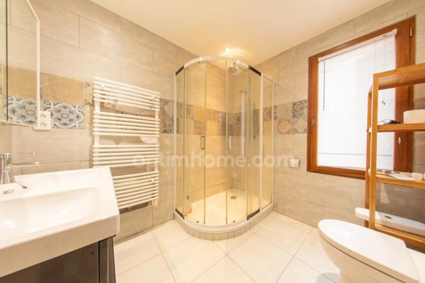LE CAILAR (30740) – MAISON DE VILLAGE – 4 PIÈCES – 2/3 CHAMBRES – TRÈS BON ÉTAT – BALCON – CHARME DE L’ANCIEN