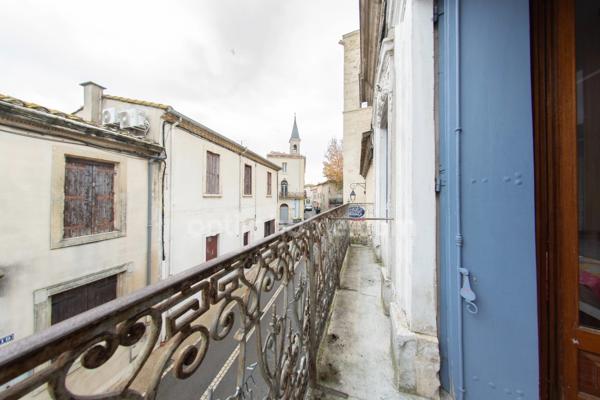 LE CAILAR (30740) – MAISON DE VILLAGE – 4 PIÈCES – 2/3 CHAMBRES – TRÈS BON ÉTAT – BALCON – CHARME DE L’ANCIEN