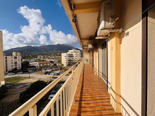 Vente Appartement 4 pièces 82 m2 à Ajaccio