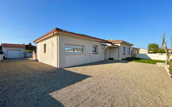 Maison à vendre    5 pièces •  Meauzac