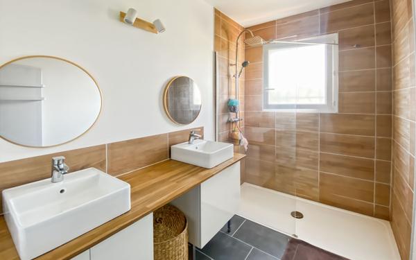 Maison à vendre    5 pièces •  Meauzac