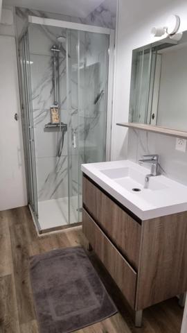 TULLE CENTRE BEL APPARTEMENT T5 avec garage entièrement rénové