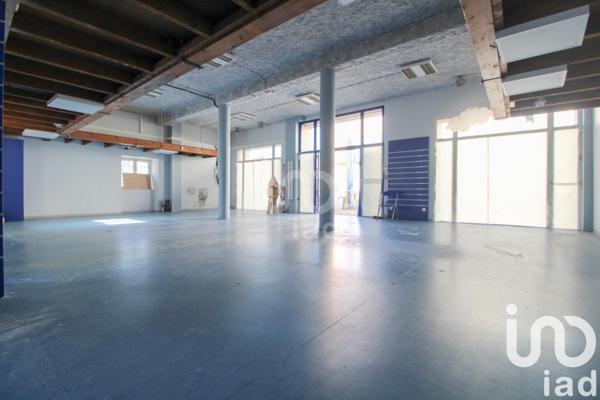 Apartment for sale 1 room 200 m² Saint-Affrique