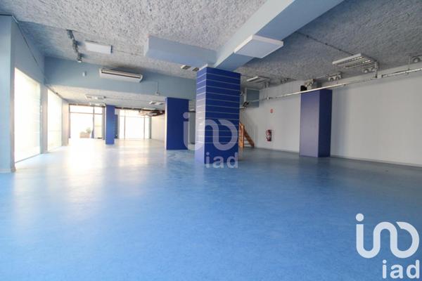 Apartment for sale 1 room 200 m² Saint-Affrique