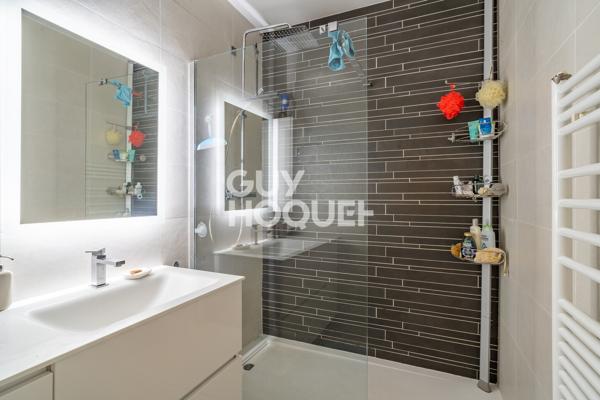 Appartement à vendre de 3 pièces dont deux chambres de 50 m² - PARIS 15 Convention