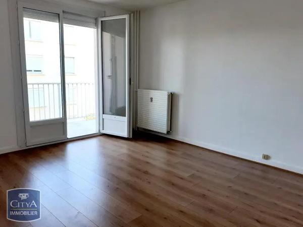 Appartement à louer 2 pièces 46.65m² Roanne (42300)