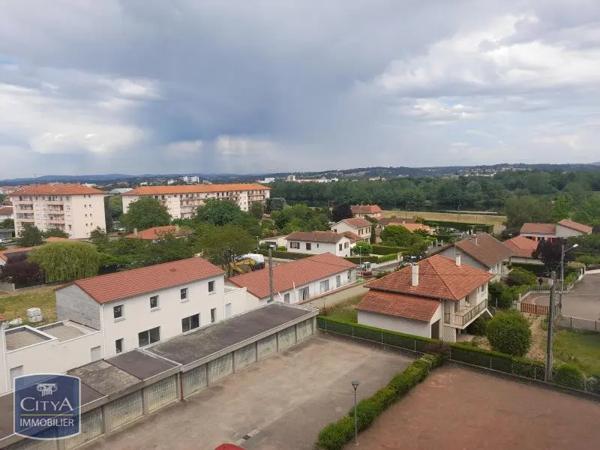 Appartement à louer 2 pièces 46.65m² Roanne (42300)