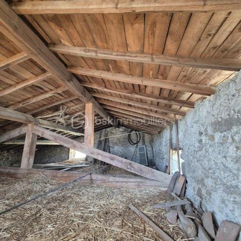 Maison en pierre de 65 m²