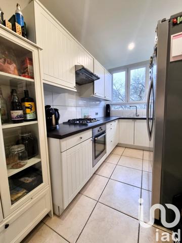 Appartement 4 pièces de 74 m² à Beynes (78650)