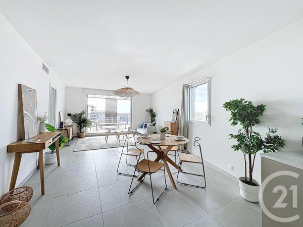 Appartement F4 à vendre  4 pièces - 90,52 m2 JUAN LES PINS - 06