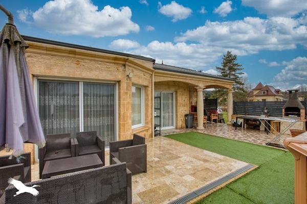 Maison à vendre |  Terrasson-Lavilledieu |  6 pièces | 135 m²