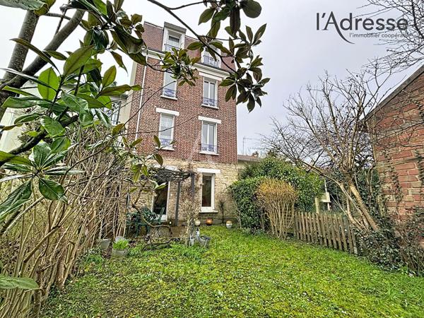 Raguidelles - Belle maison familiale avec jardin plein Sud et toiture neuve
