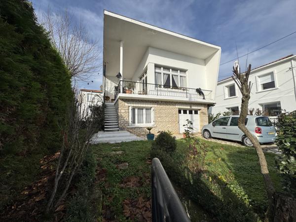 Maison 6 pièce(s) 5 chambre(s) 144 m²