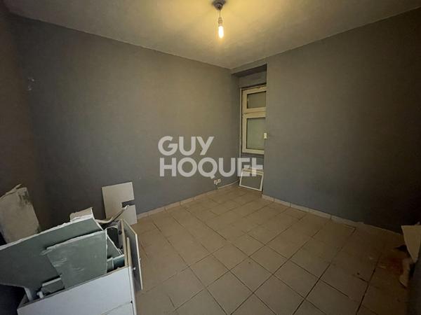 Immeuble Rive De Gier 7 pièce(s) 244 m2