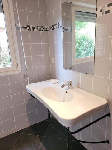 Nomain  Maison 5 pièce(s) 190 m2