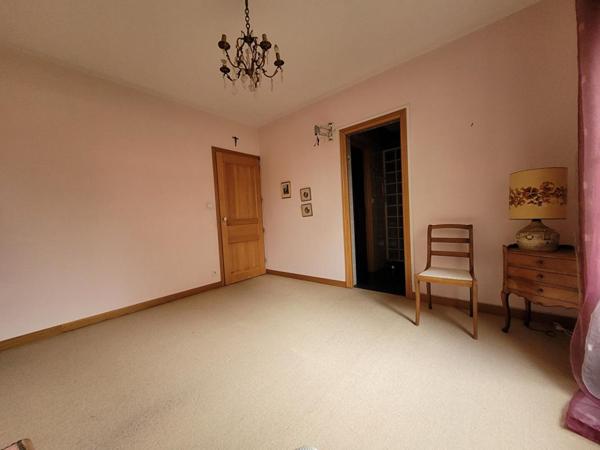 Nomain  Maison 5 pièce(s) 190 m2