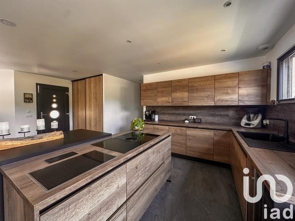 Maison à vendre 7 pièces 150 m² Conches-en-Ouche